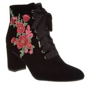Issac Mizrahi Boots